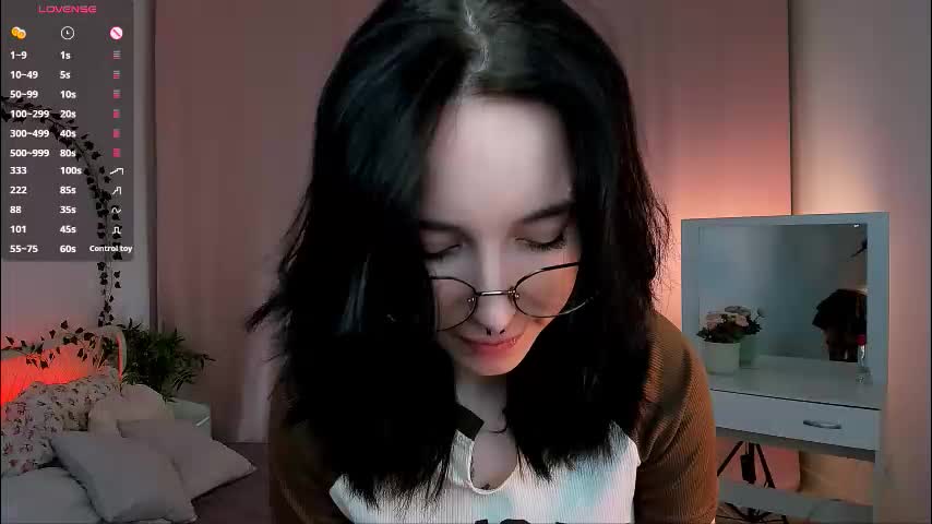lilithlunna Adult Chat December 13, 2025