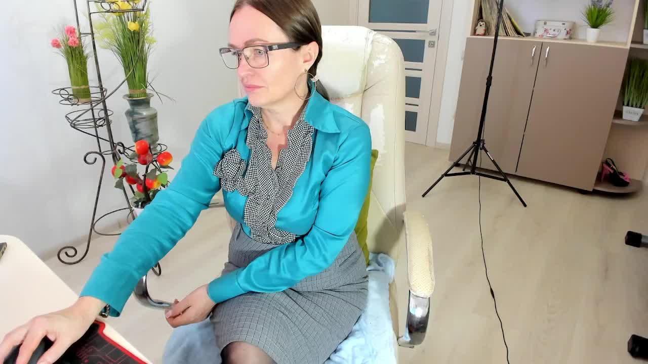 -Michelle- Adult Chat December 13, 2025