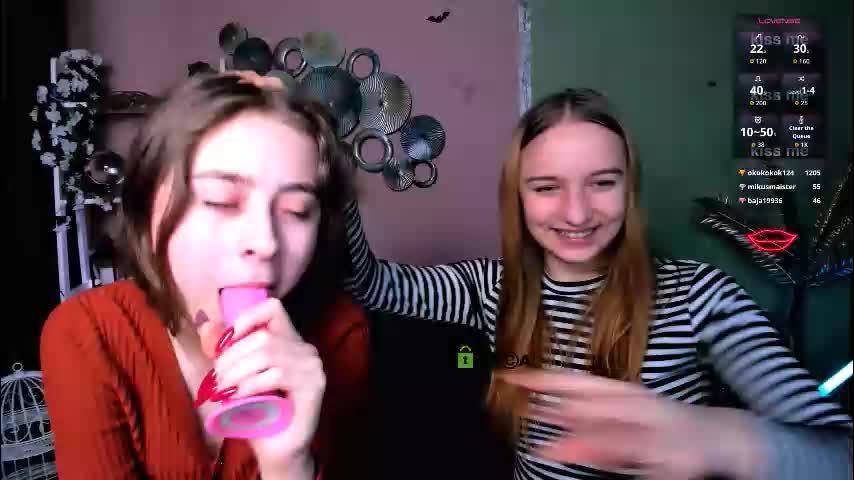 rebecca_smile_ Adult Chat December 13, 2025