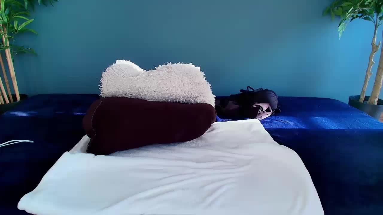 perfect-moans Adult Chat December 13, 2025