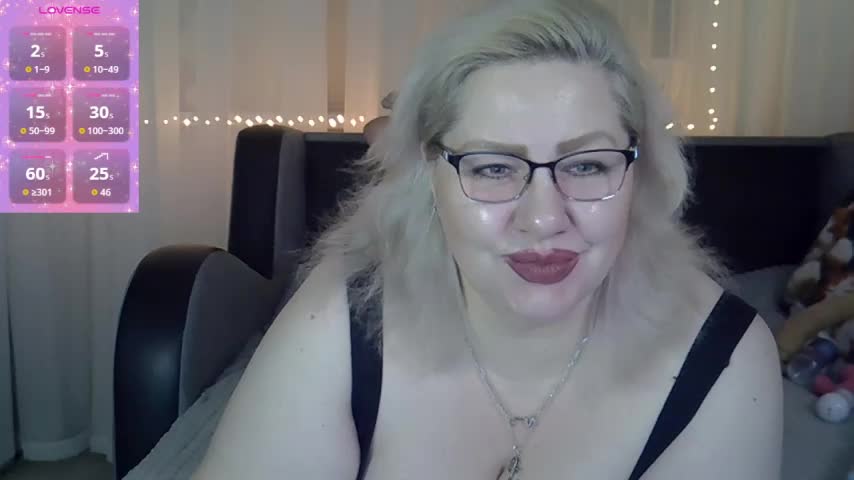 AngelinaGlam Adult Chat December 13, 2025