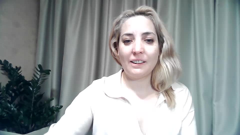 mariska-kiska Adult Chat December 14, 2025