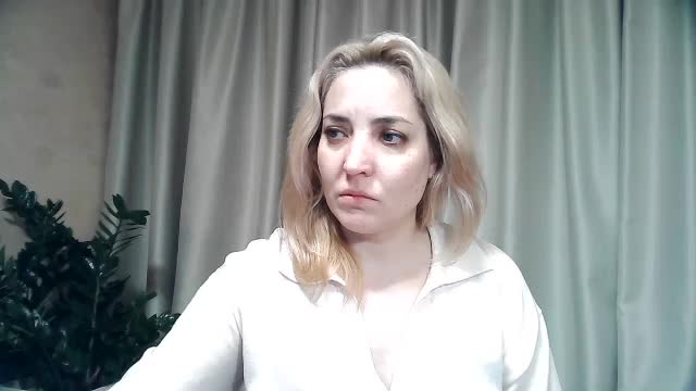 mariska-kiska Adult Chat December 14, 2025