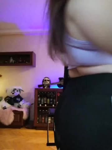 JuliaHesperaks Adult Chat December 14, 2025