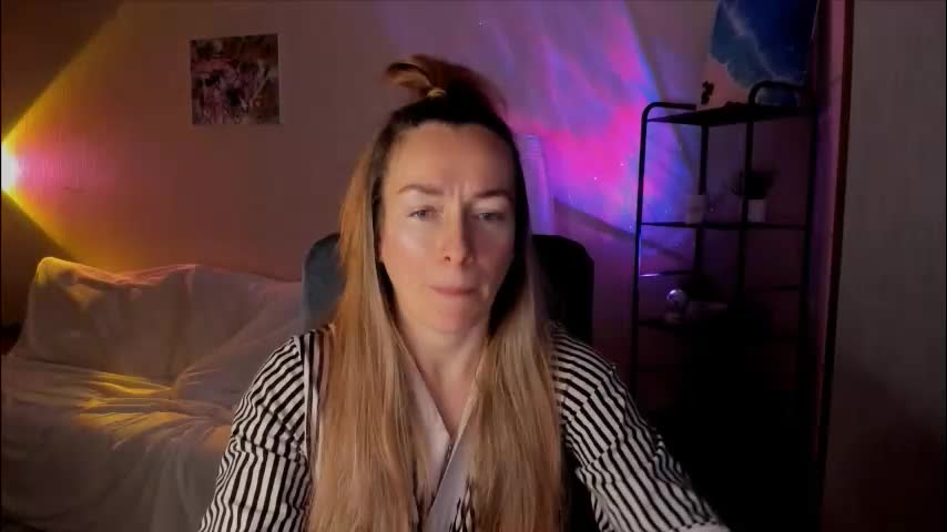 save_the_qween Adult Chat December 13, 2025