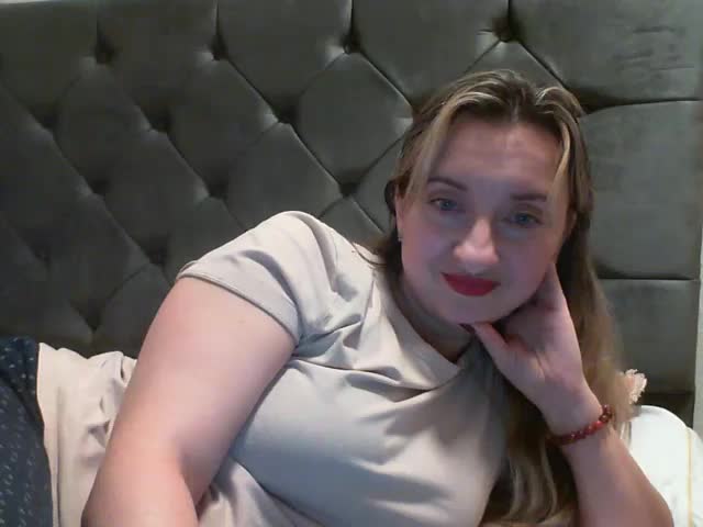 RuslanaFlower Adult Chat December 14, 2025