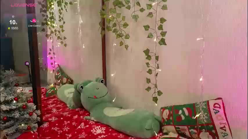 christy_memeow Adult Chat December 14, 2025