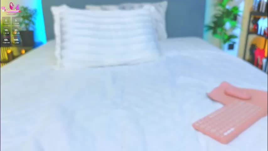 kira_sexxx Adult Chat December 14, 2025