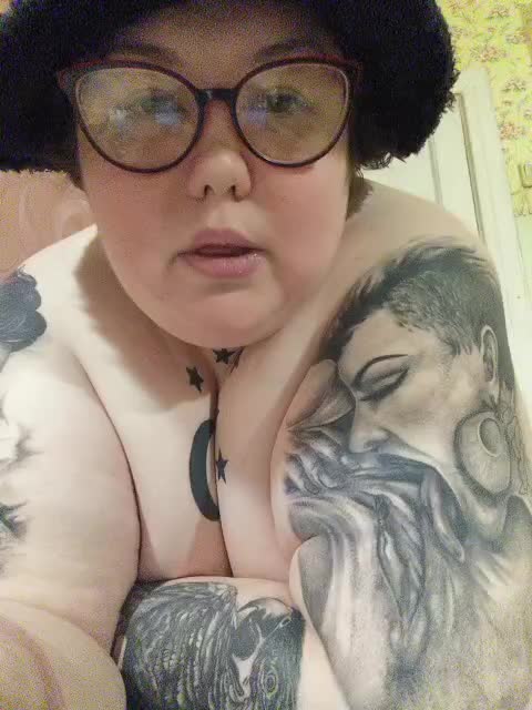 Svetlanka86 Adult Chat December 14, 2025