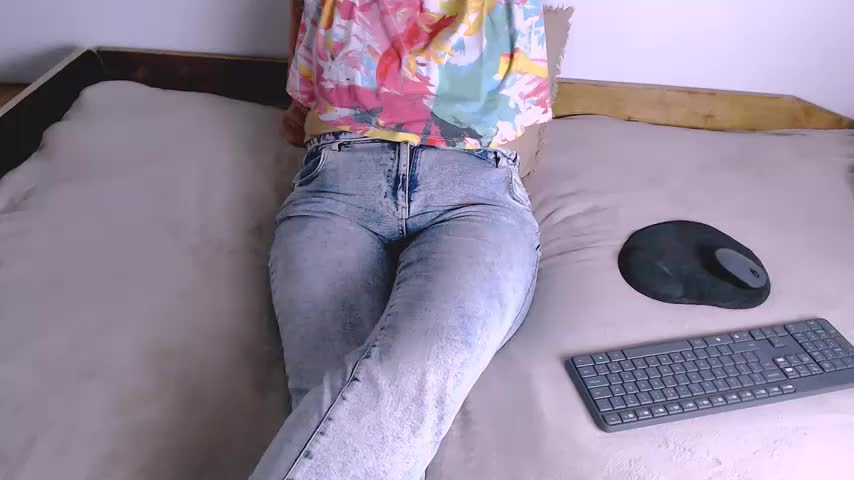 ChubbyMaia Adult Chat December 14, 2025