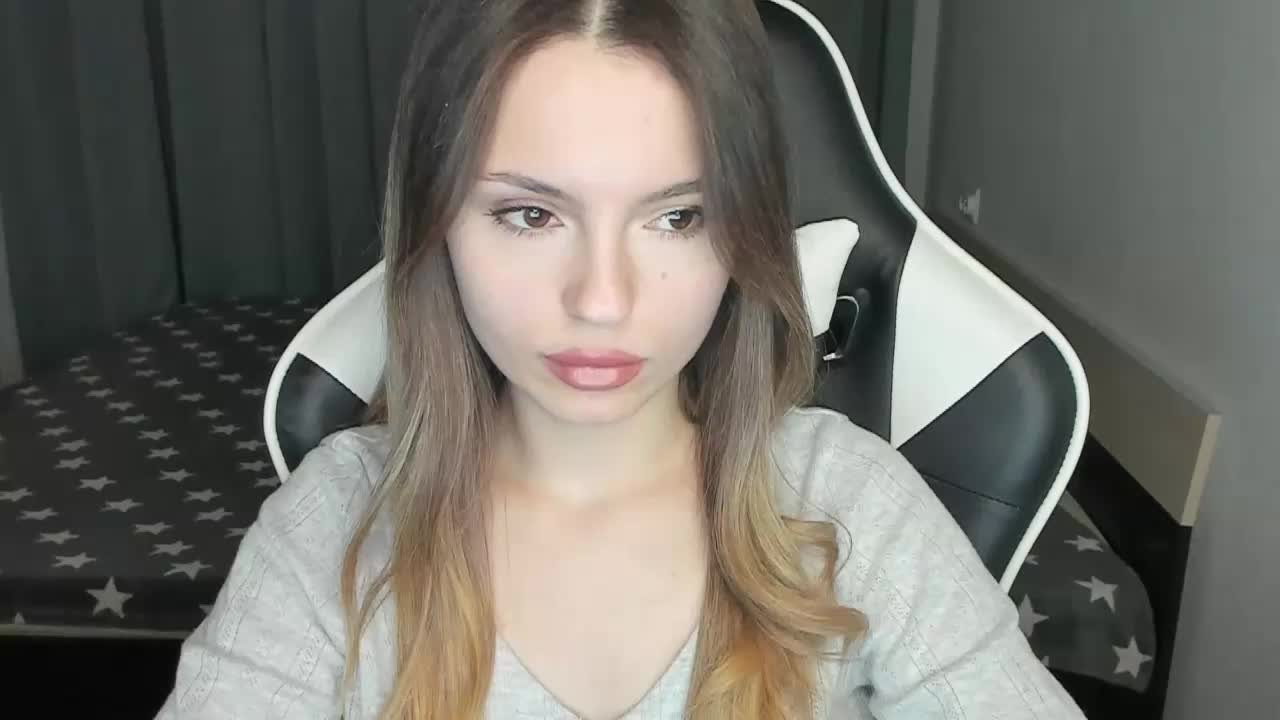 EmiMe Adult Chat December 14, 2025