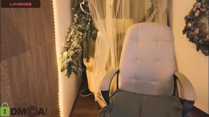 caroll_li Adult Chat December 14, 2025