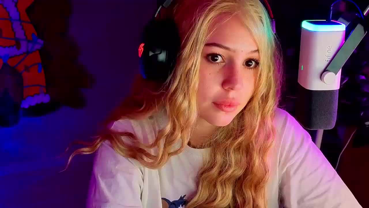 dikidii Adult Chat December 14, 2025