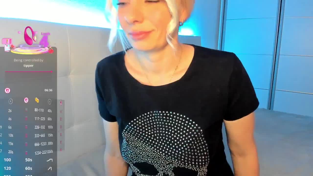 _-Dasha-_ Adult Chat December 14, 2025