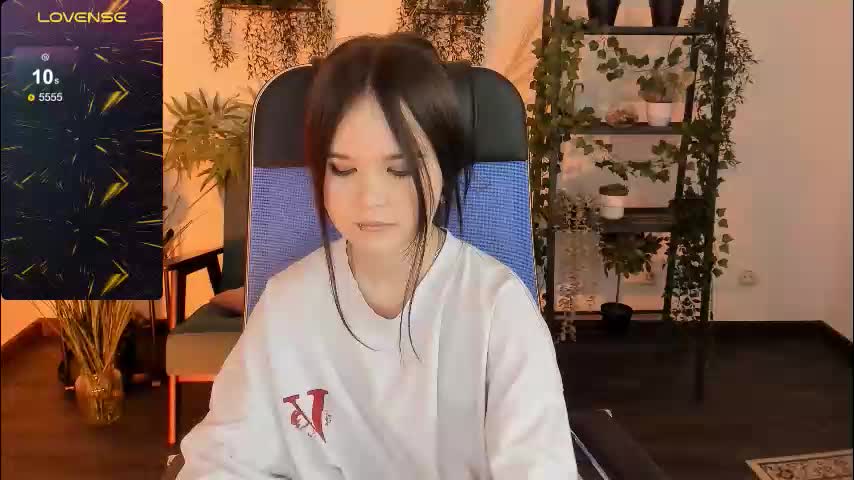 elainebeness Adult Chat December 14, 2025