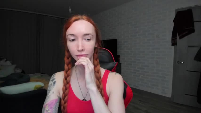 Roxy_Silver Adult Chat December 14, 2025