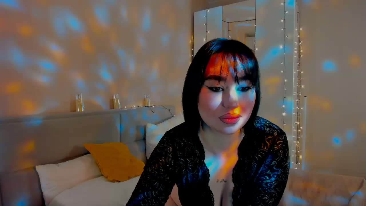 Lia-May Adult Chat December 14, 2025