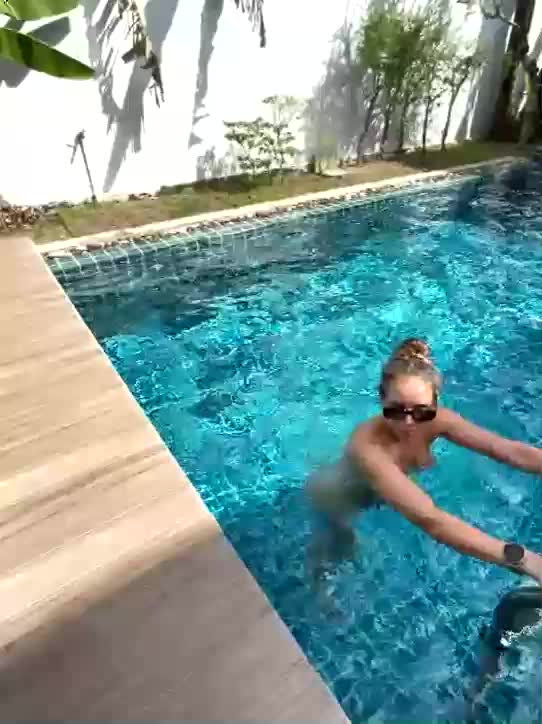 -CandyViki- Adult Chat December 14, 2025