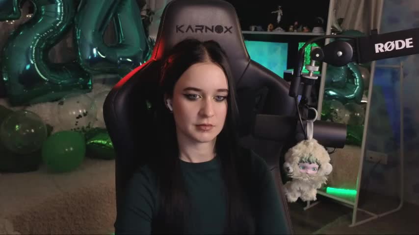 Kira_Li_Lime Adult Chat December 14, 2025