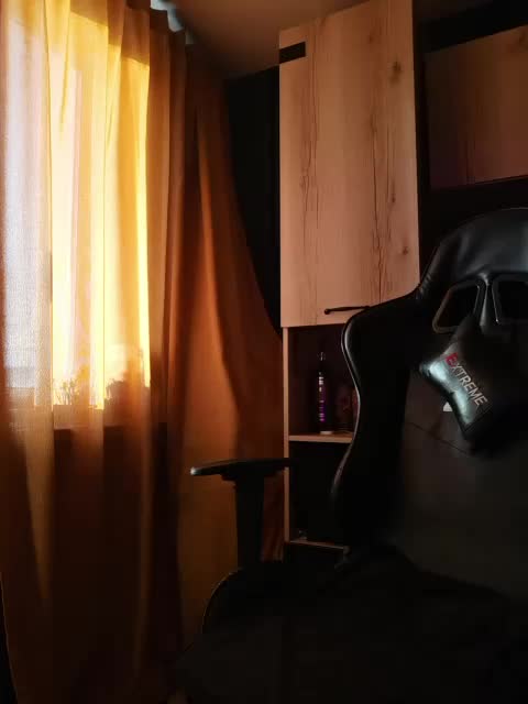 LittlePuppy Adult Chat December 14, 2025