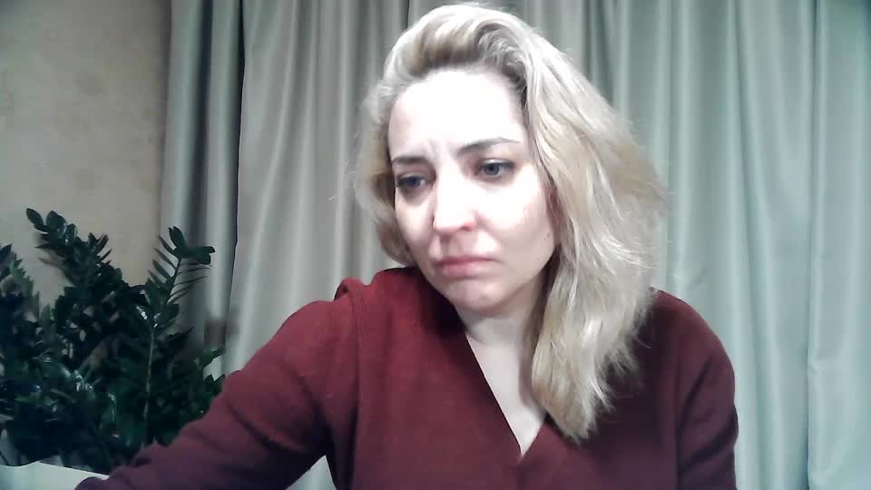 mariska-kiska Adult Chat December 14, 2025