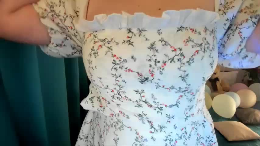 Shy_foxY Adult Chat December 14, 2025