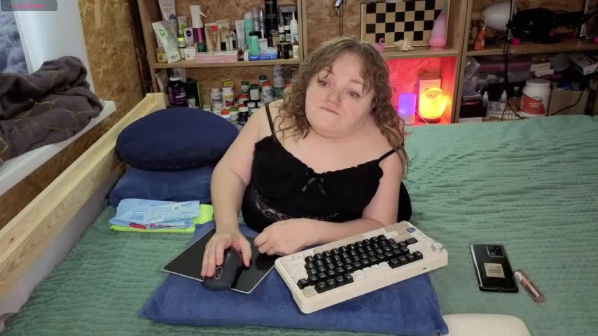 MiniNatalie Adult Chat December 14, 2025