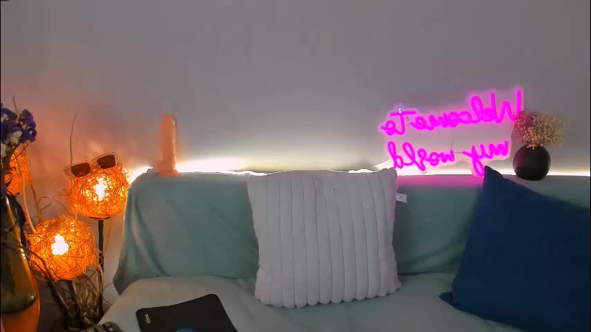 madis0n_crystal Adult Chat December 14, 2025