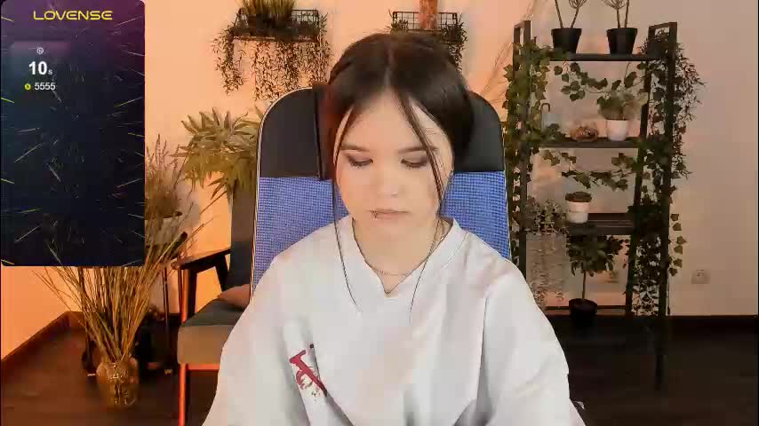 elainebeness Adult Chat December 14, 2025