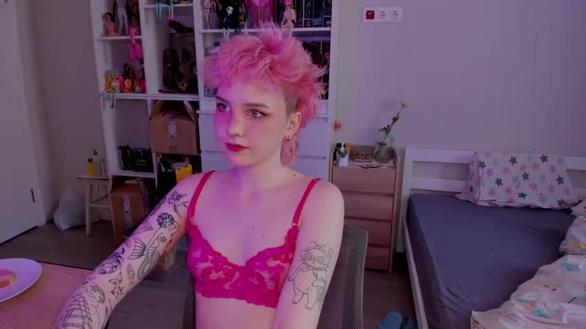 School_Love Adult Chat December 14, 2025