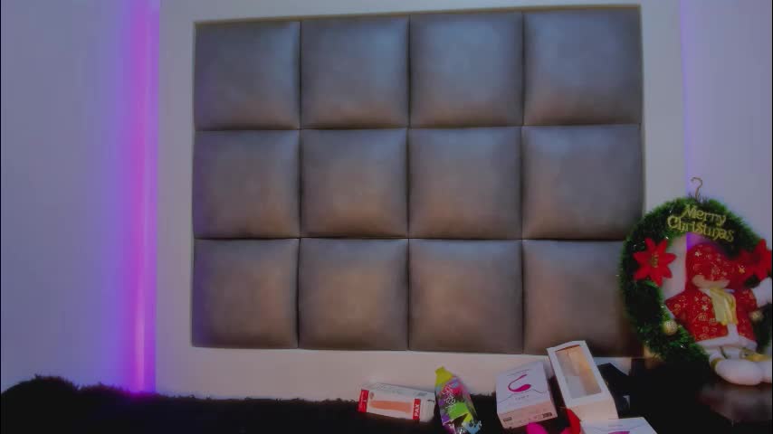 juliana_js_ Adult Chat December 14, 2025