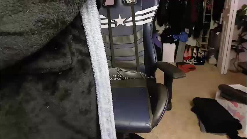 smoothj2015 Adult Chat December 14, 2025