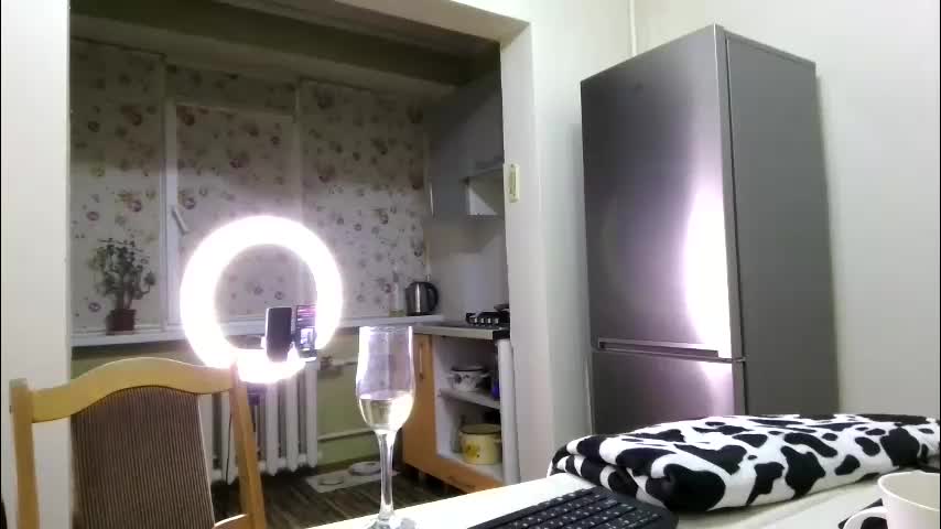 best_ass2000 Adult Chat December 14, 2025