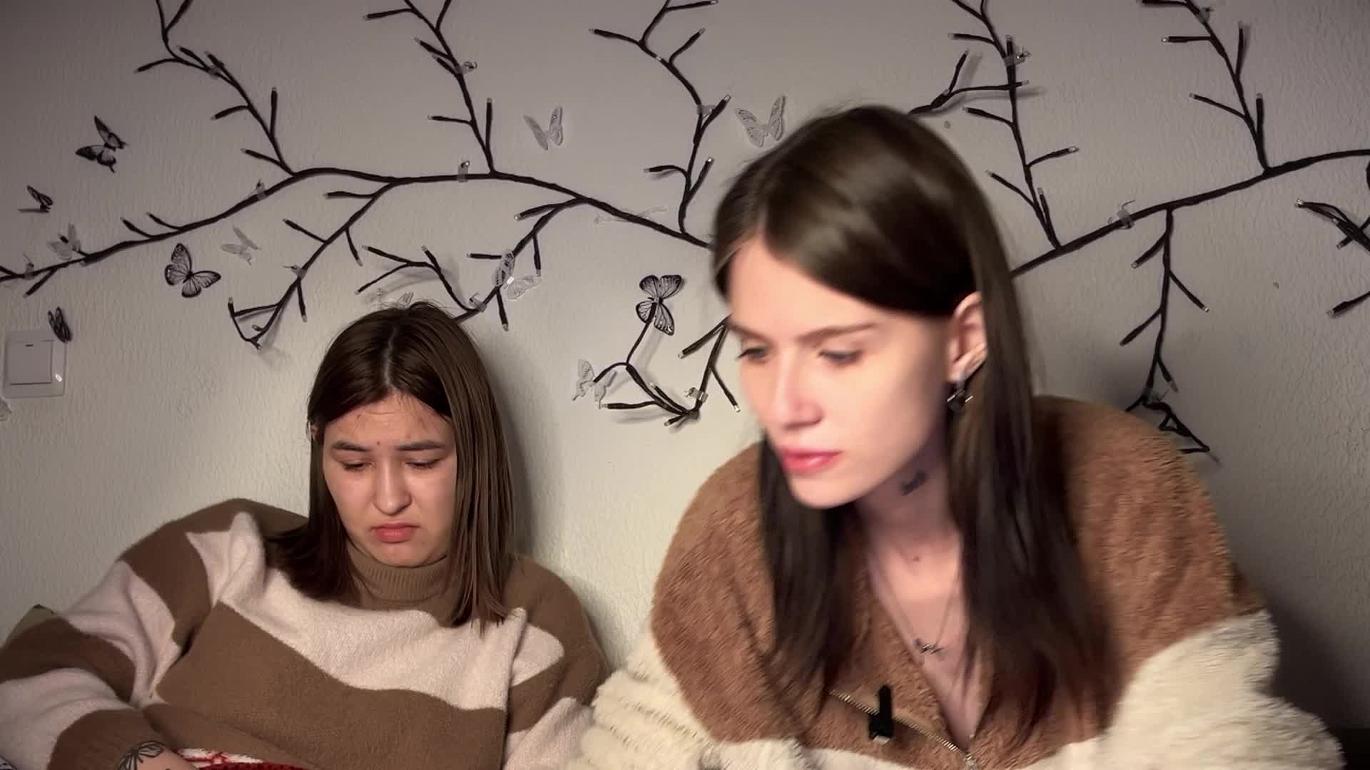 _Two_Chicks_ Adult Chat December 14, 2025