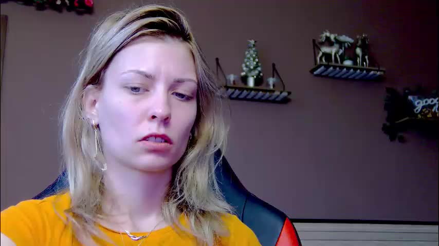 karoline121 Adult Chat December 14, 2025