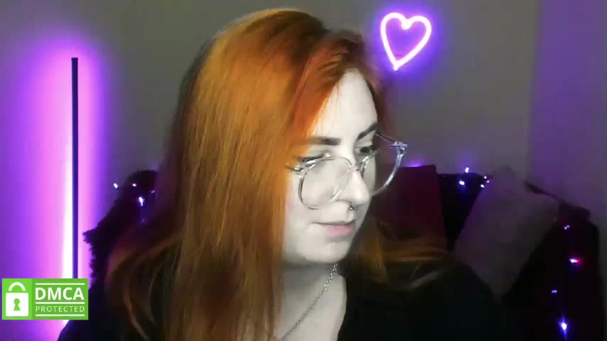 Aliciaredluv Adult Chat December 14, 2025