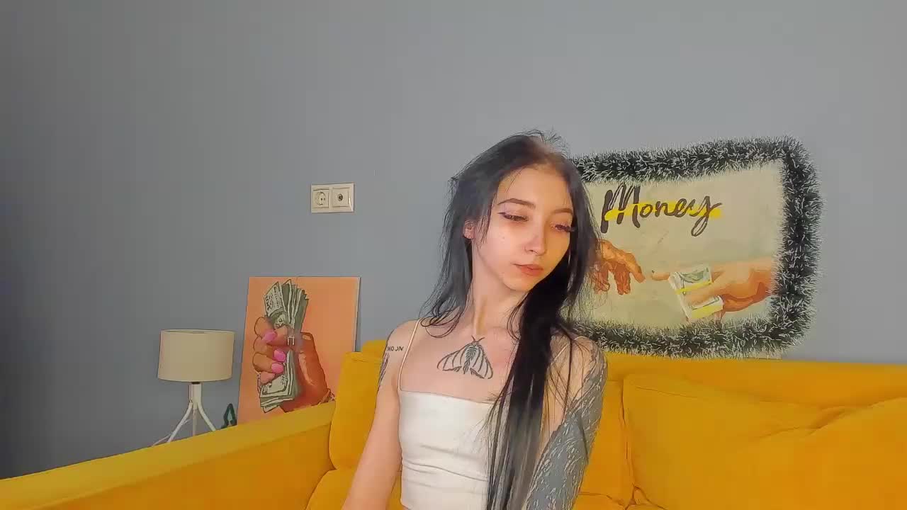 Ellen-Hops Adult Chat December 14, 2025