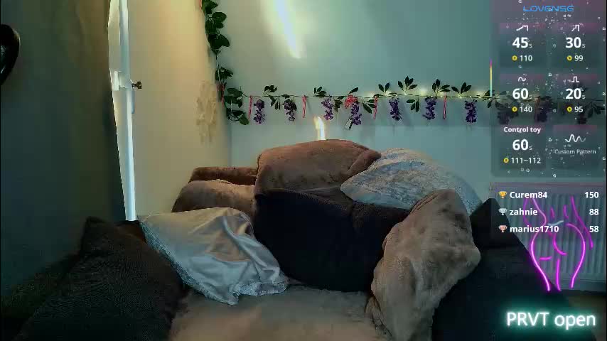 sunshine_darkness24 Adult Chat December 14, 2025