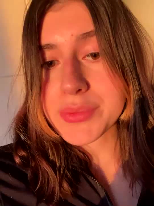 KristinaScott Adult Chat December 14, 2025