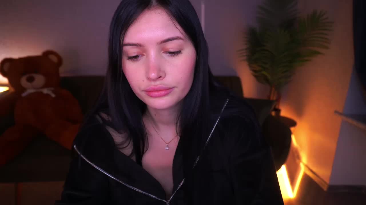 MilaSecret Adult Chat December 15, 2025