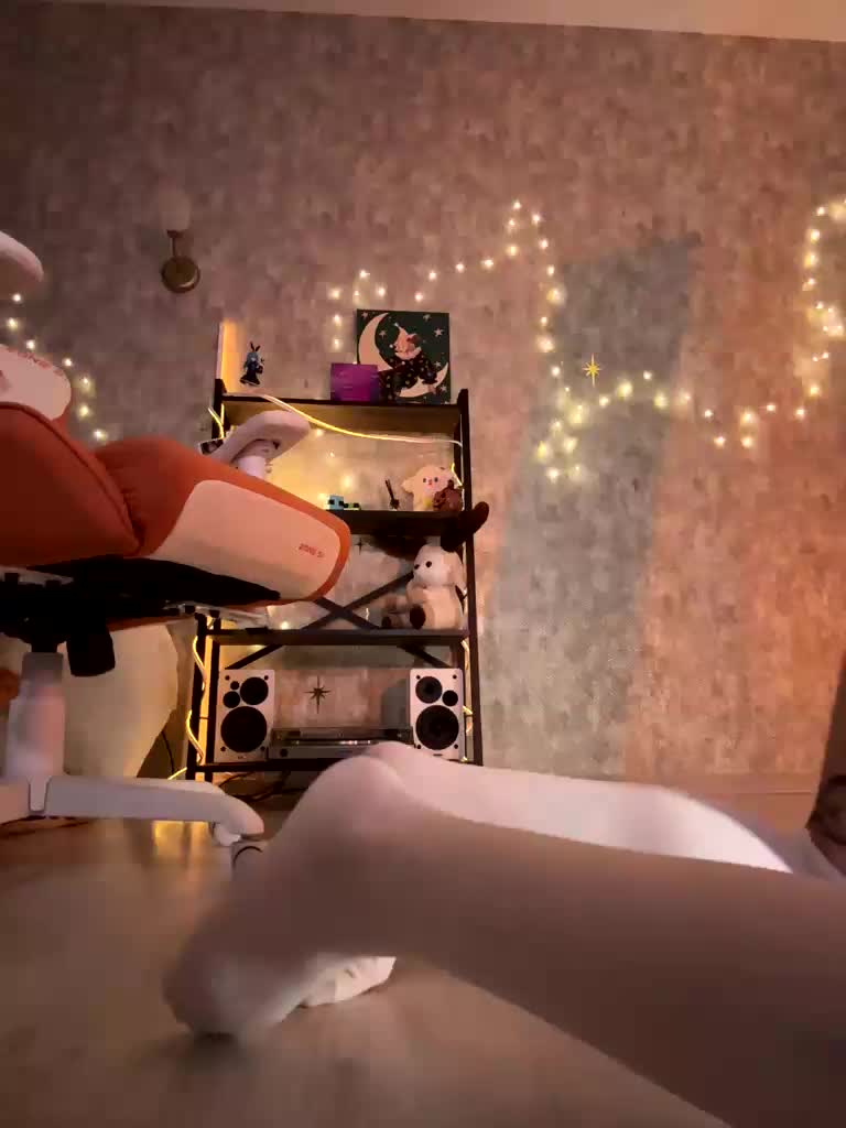 LolyMolly Adult Chat December 14, 2025