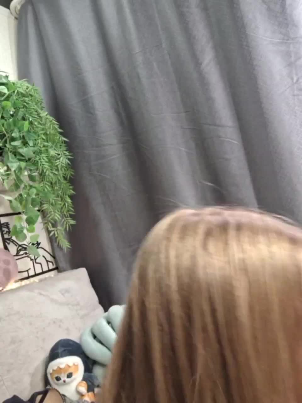 -scyrim- Adult Chat December 14, 2025