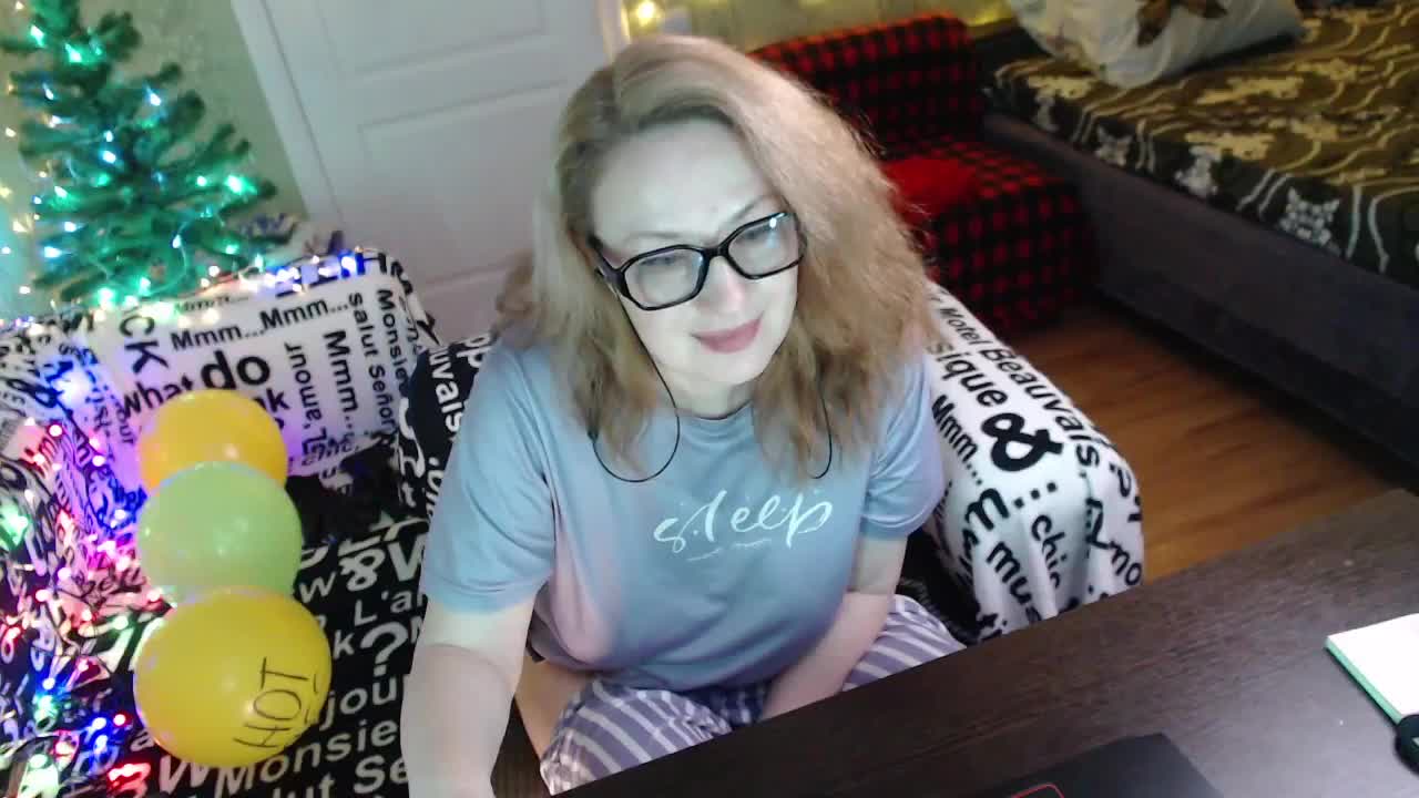 MeganIris Adult Chat December 14, 2025