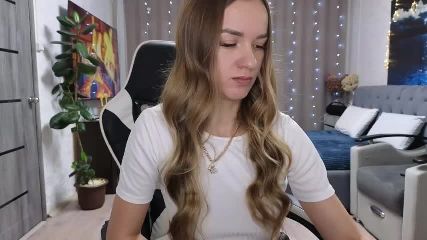 Strip-Lady Adult Chat December 14, 2025