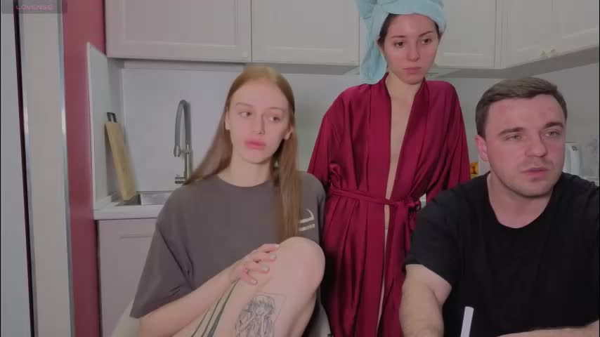 ihavepaws33 Adult Chat December 15, 2025