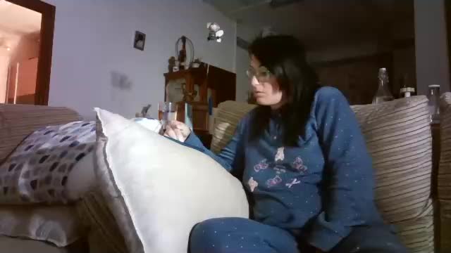 lolahueso Adult Chat December 15, 2025