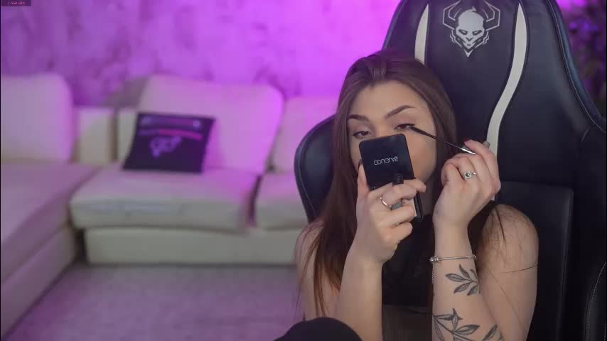 kira0541 Adult Chat December 15, 2025