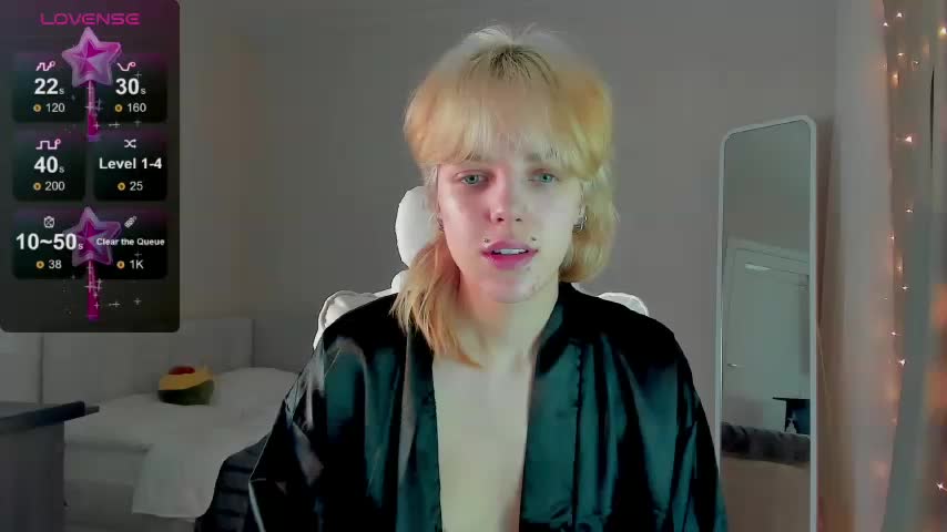 ReneYolker Adult Chat December 15, 2025