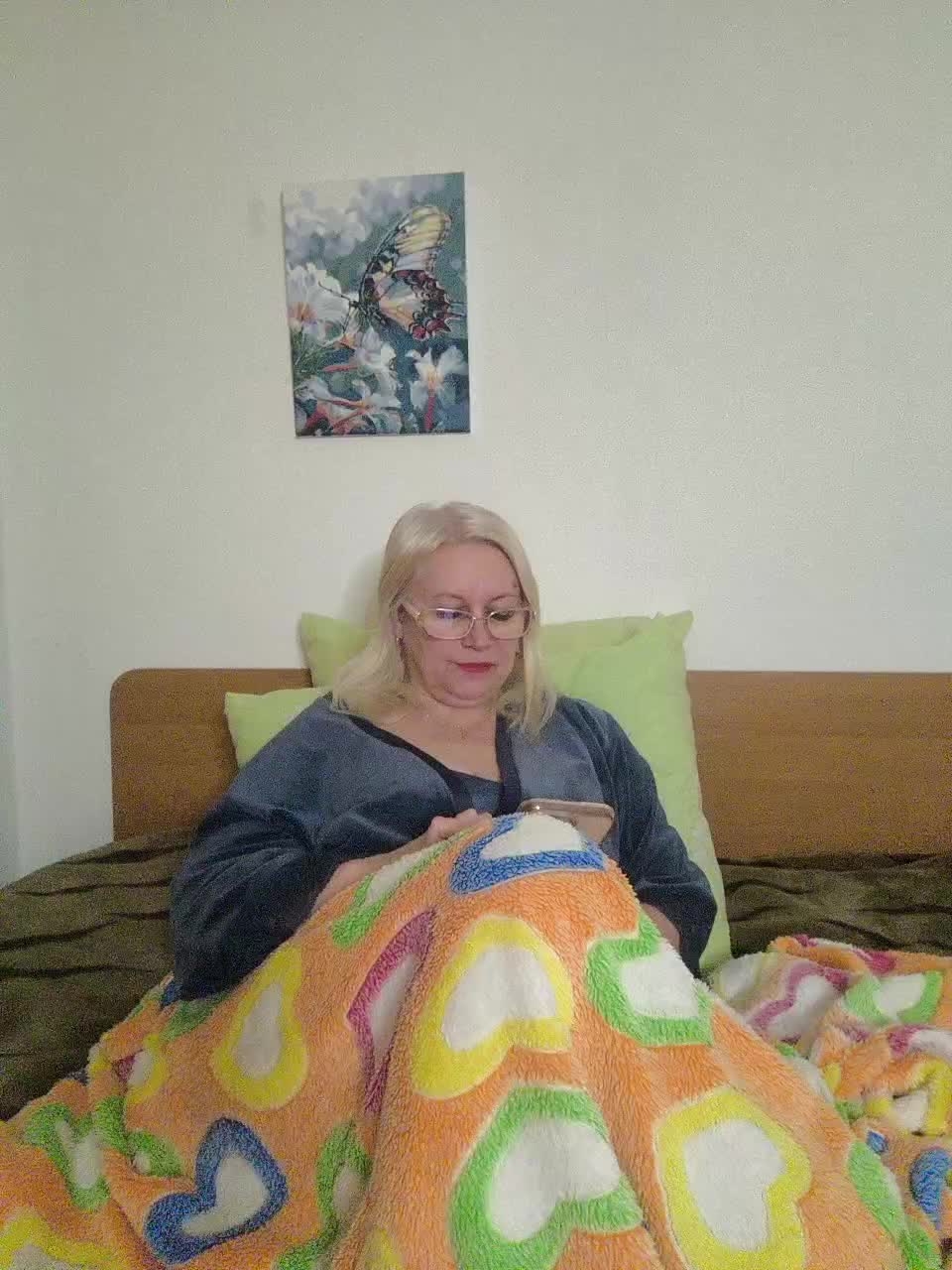 VikaOnline Adult Chat December 15, 2025