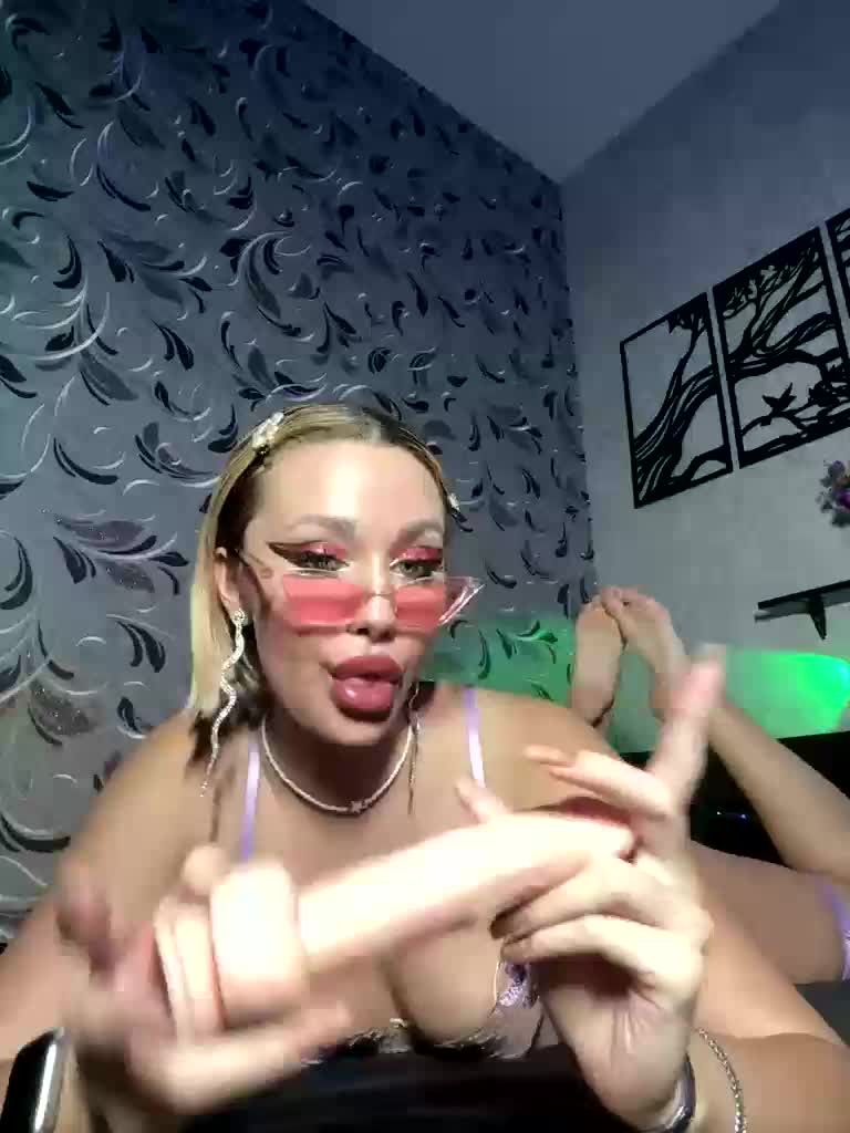 flaaava Adult Chat December 15, 2025